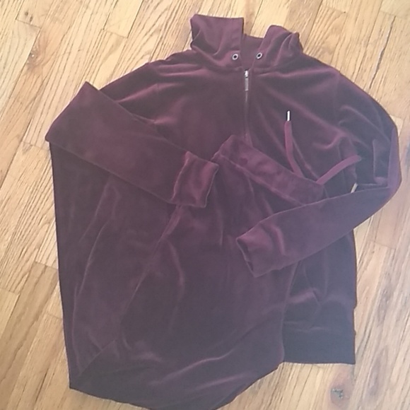 gloria vanderbilt velour sweatsuit